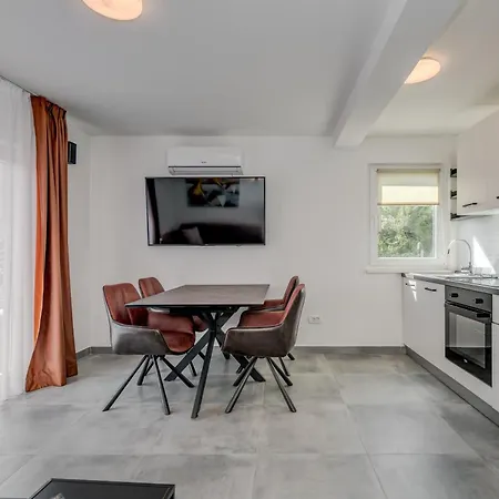 Je Te Donne Ma Liberte Apartment Split